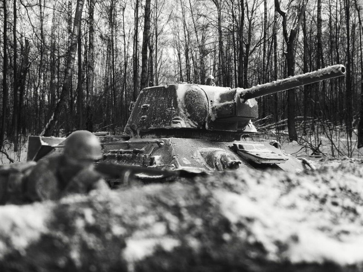 Признаться, эту диораму я хотел отдать в местечковый музей, но сын оказался категорически против. Оставил, как память (С) Фото из личного архива автора, 2019 год