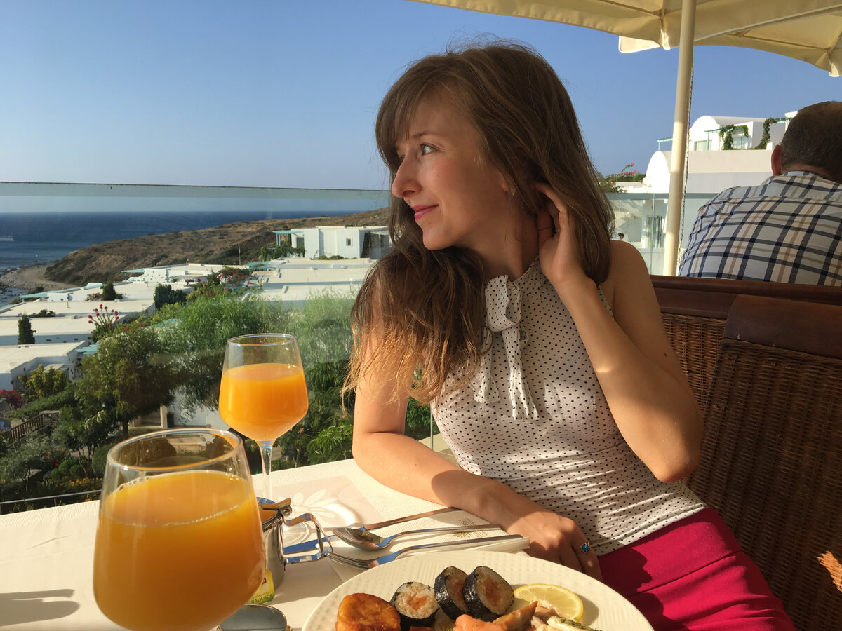 Разбавим занудную статью атмосферой солнечного (но давно прошедшего😭) отпуска.