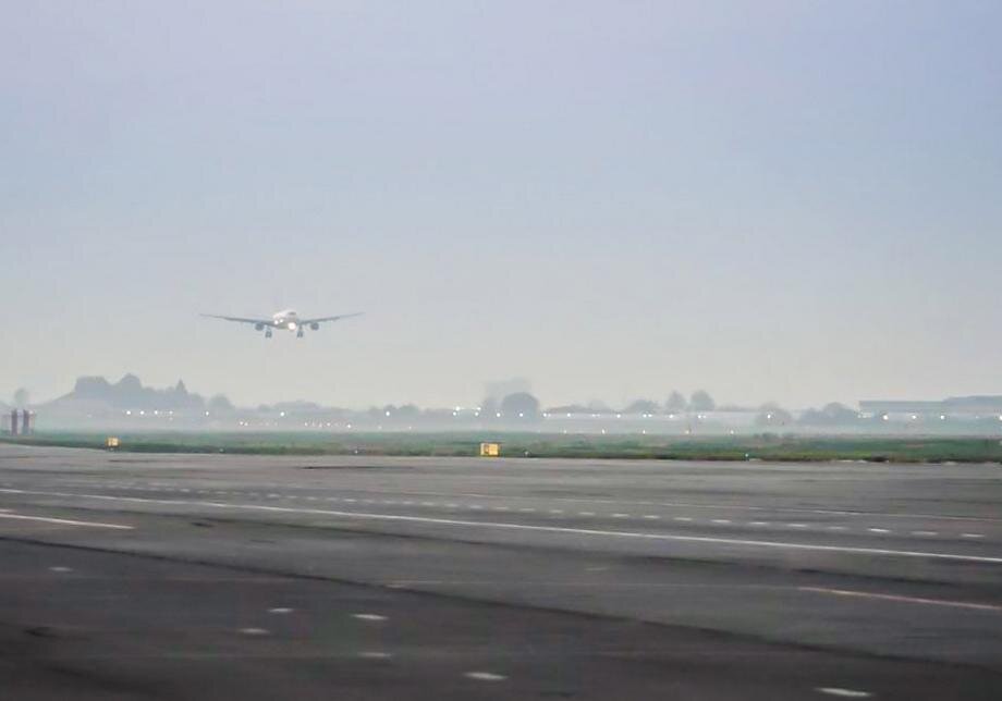 Прибытие Airbus A330-300 в Самарканд. Фото Андрея Кудряшова/«Фергана»