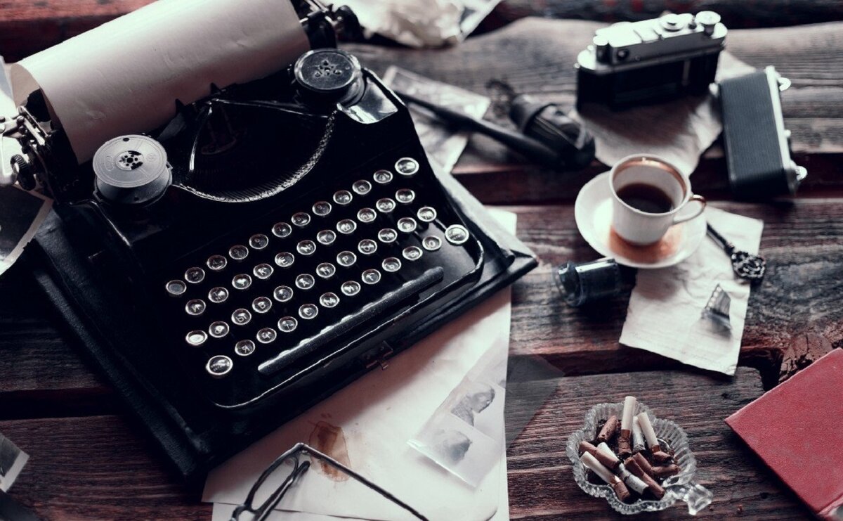     Литературный дайджест: любовные пары из литературы, которые пора отменить, и многое другое...