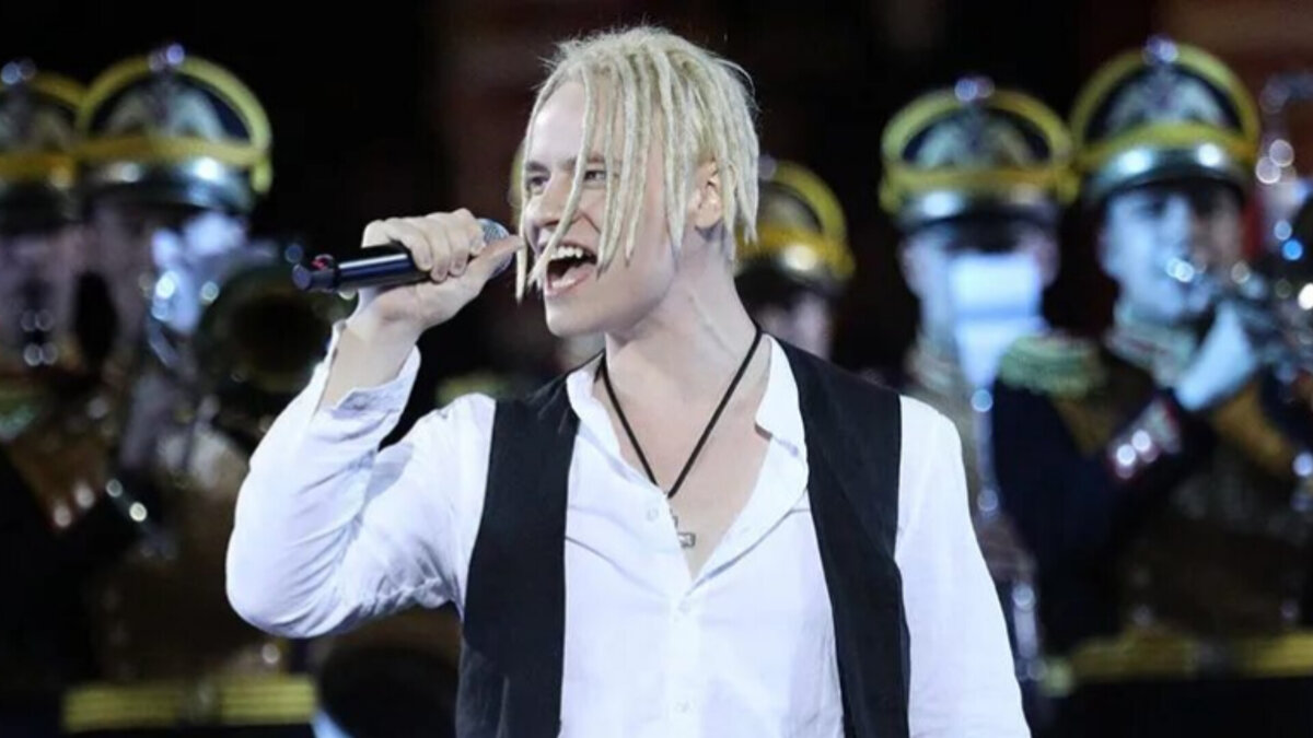 Певец SHAMAN (Ярослав Дронов)