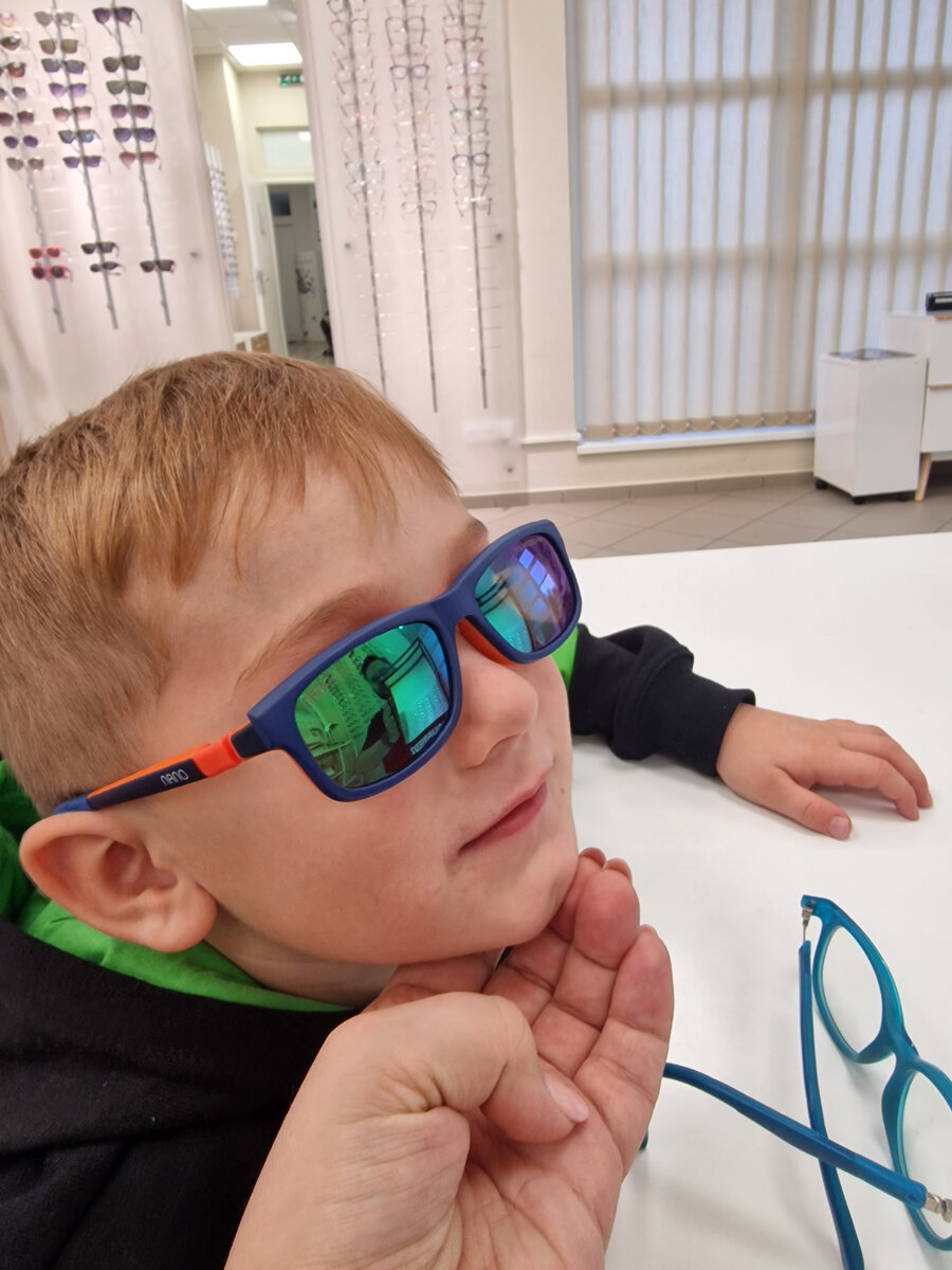 фото автора: а так можно надеть стекла против солнца