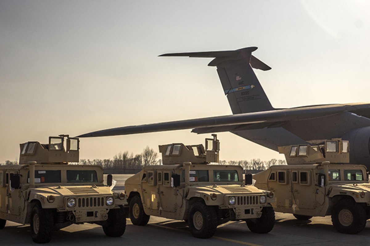    Политолог Войтоловский рассказал о риске для США из-за военной помощи Киеву