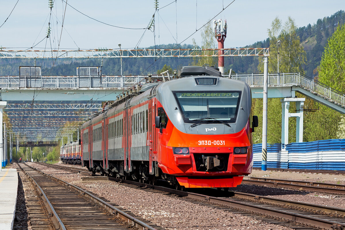 Электричка красноярск. Эп2д и эп3д. Эп3д Волгоград. Электричка эп3. Электропоезд эп3д Хабаровск.