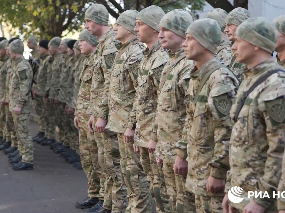    Бойцы батальона имени Богдана Хмельницкого, первого подразделения, состоящего из бывших украинских военнопленных, принесли присягу России© РИА Новости