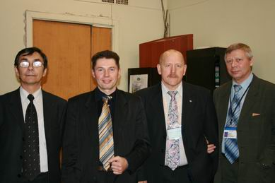 Участники конференции «Психические состояния»: профессор, декан факультета психологии КГУ Алишев Б.С; профессор психологии МГЭИ Щербатых Ю.В; д.пс.н., профессор, зав.каф. общей психологии КГУ Прохоров А.О.; д.пс.н., .; д.б.н.,  и д.пс.н., профессор, зав. каф психологии ВГУ Зобков В.А., 15 ноября 2008