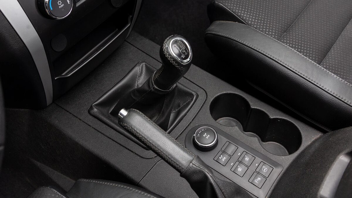 Tank 300 против УАЗ Patriot и Mitsubishi Pajero: выясняем, кто круче на ...