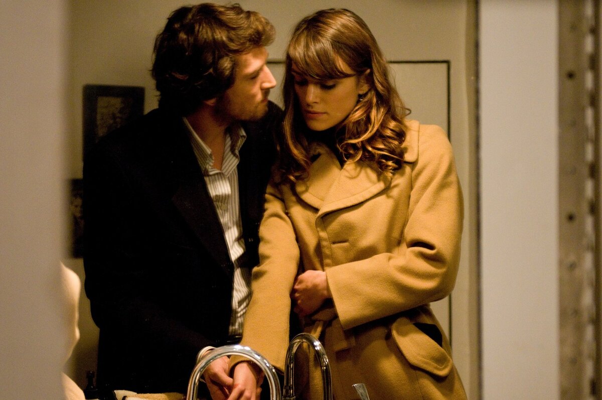 Прошлой ночью в Нью-Йорке (2010). У каждого внутри всегда есть тайное место, куда партнер не имеет доступа. 