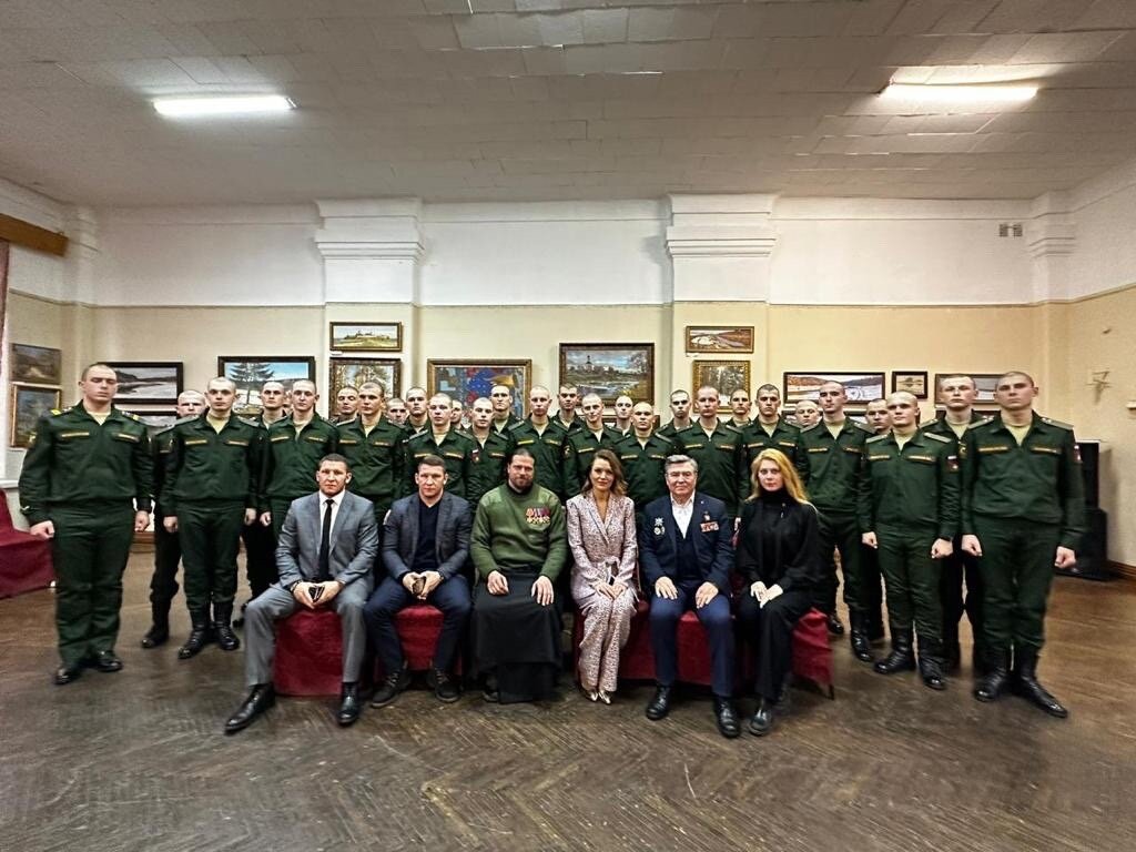 05.11.2023 г. В Центральном офицерском клубе Воздушно-космических сил прошли Урок мужества и праздничный концерт, посвященные Дню народного единства.-2