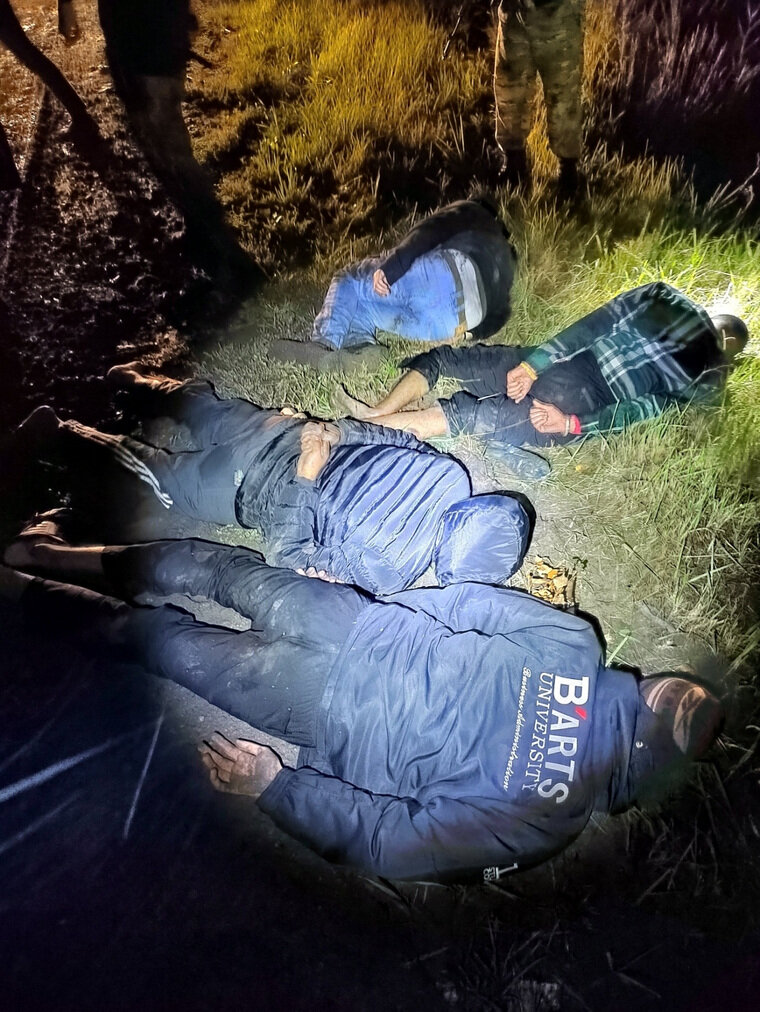    Курганская ФСБ нашла десятки нарушений у мигрантов и контрабандистов