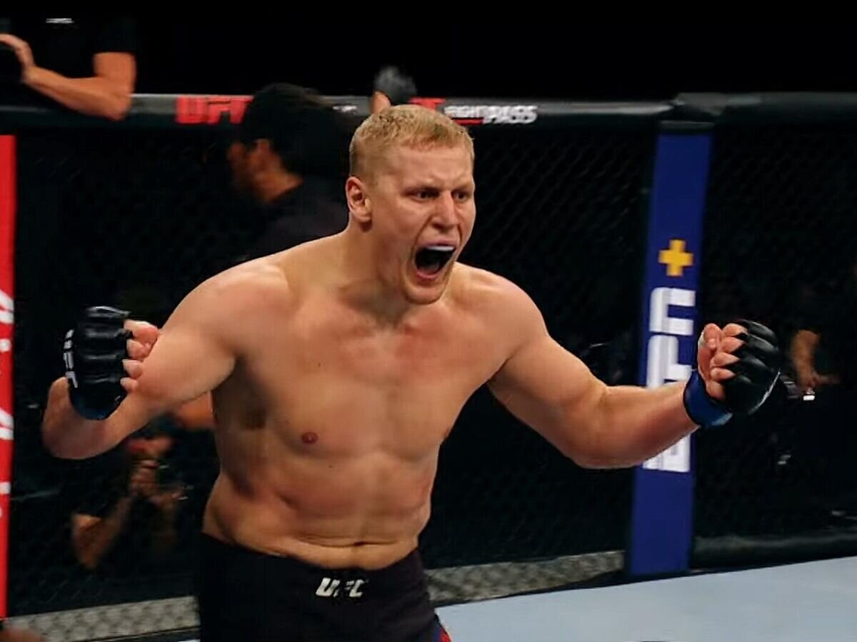    Сергей Павлович© UFC