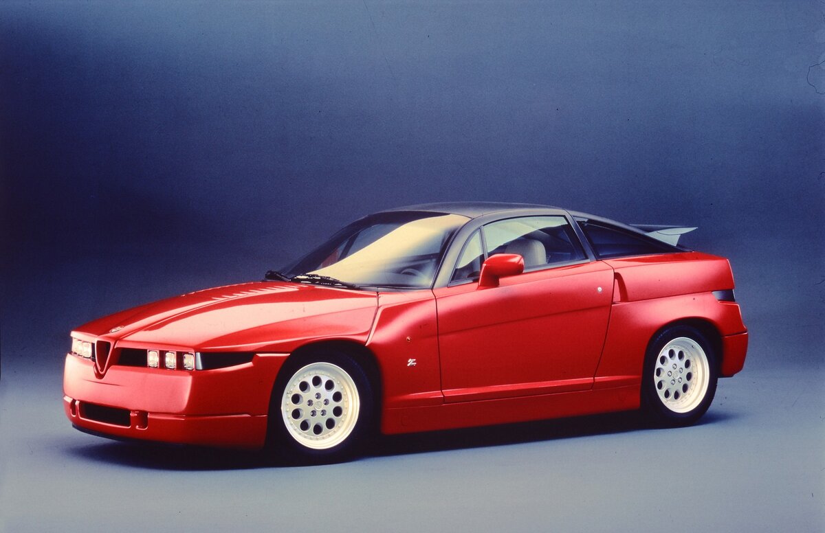 Alfa Romeo SZ 1989. Фото carstyling.ru.
