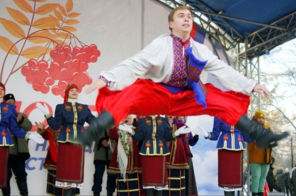    64 тыс. северян приняли участие в праздновании Дня народного единства