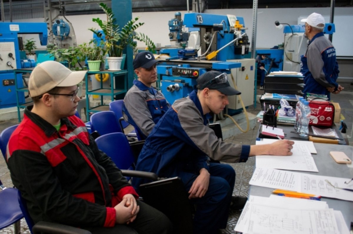    Соревновательная программа проходит по семи компетенциям.