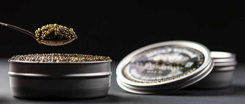 Черная икра, В районе от 216 $ за 100 г 