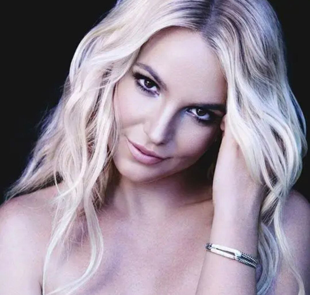 Бритни лайт. Britney Spears. Бритни Спирс фото. Бритни Спирс блондинка. Britney Jean Бритни Спирс.