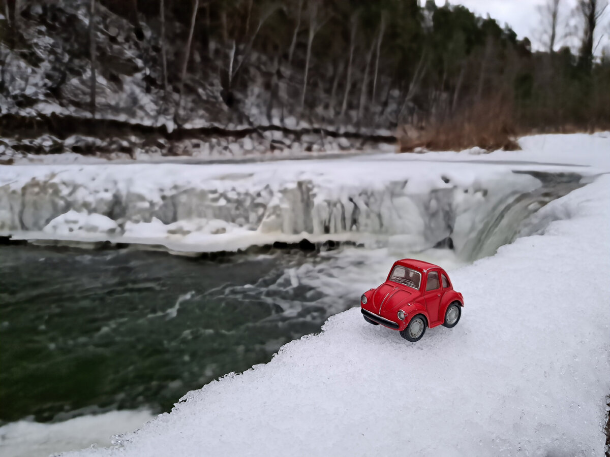 Успенский водопад в ноябре | Прогулки по городу N. | Дзен