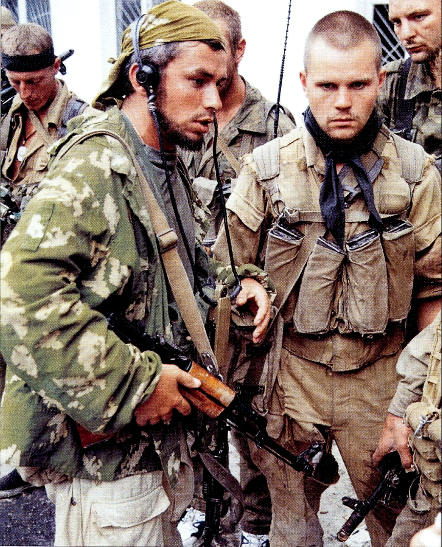 алексей ефентьев гюрза бешеная рота. 166 тверская бригада в чечне 1995. 166 омсбр. 166 омсбр. битва за бамут 1995.