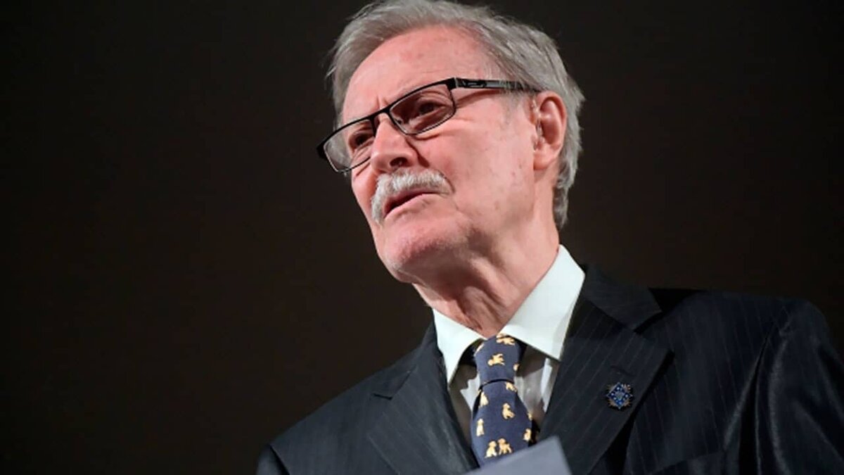 Фото: https://tvzvezda.ru/ (https://mcdn.tvzvezda.ru/storage/news_other_images/2021/02/16/54cccbeffc97497ab41edfb2720797bd.jpg)