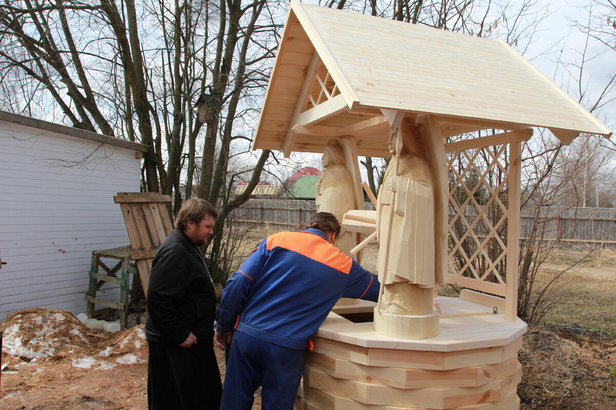 Домик для колодца