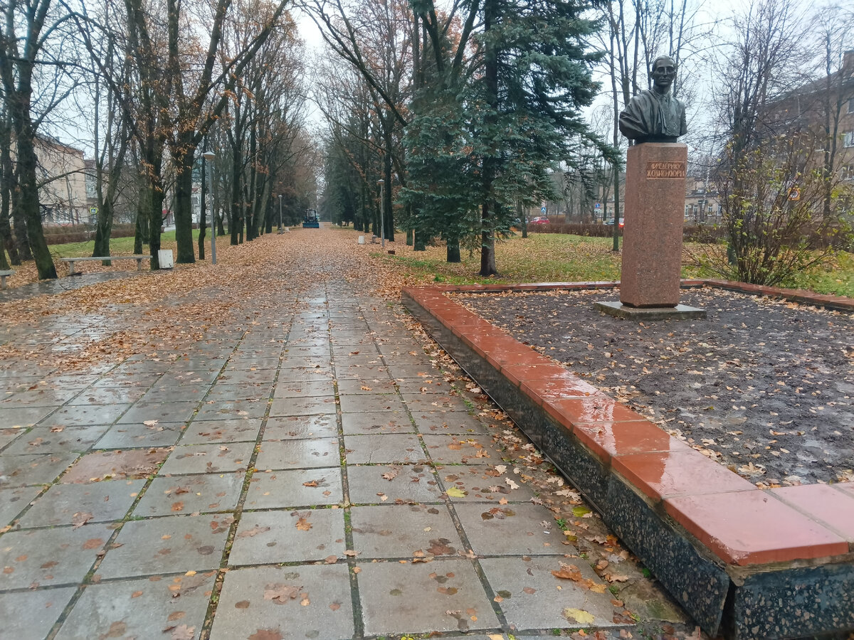 Французский ядерщик Жолио-Кюри