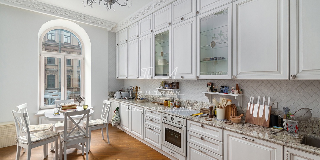 Дизайн квартиры в старом фонде Петербурга: из советской коммуналки в люкс