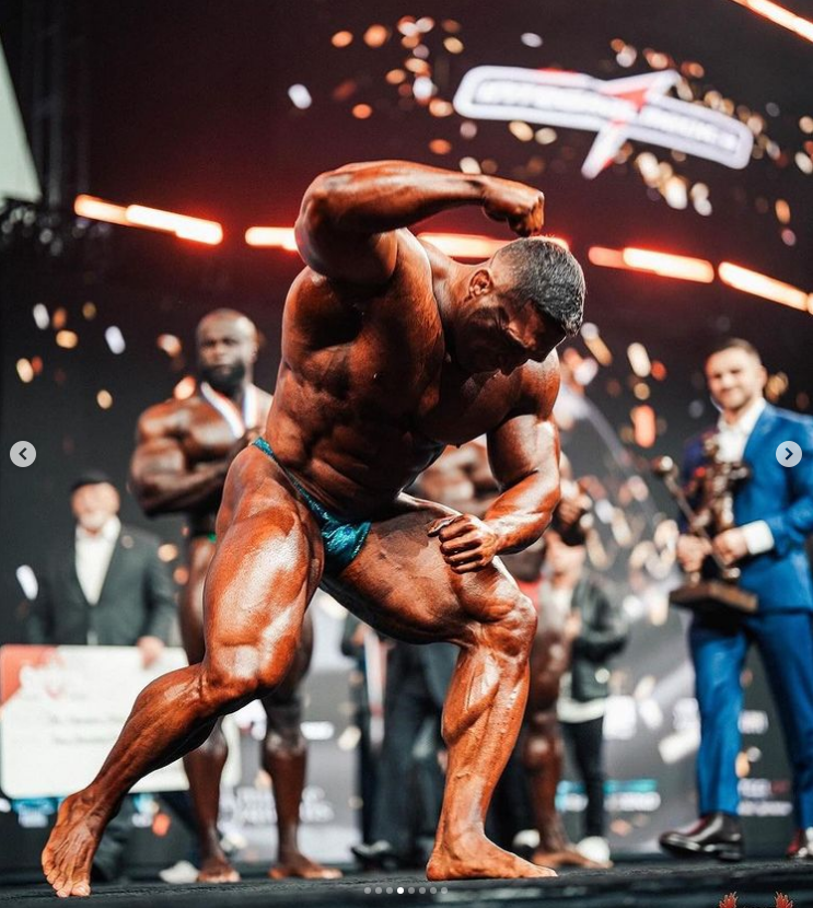 Чемпион Мистер Олимпия 2019