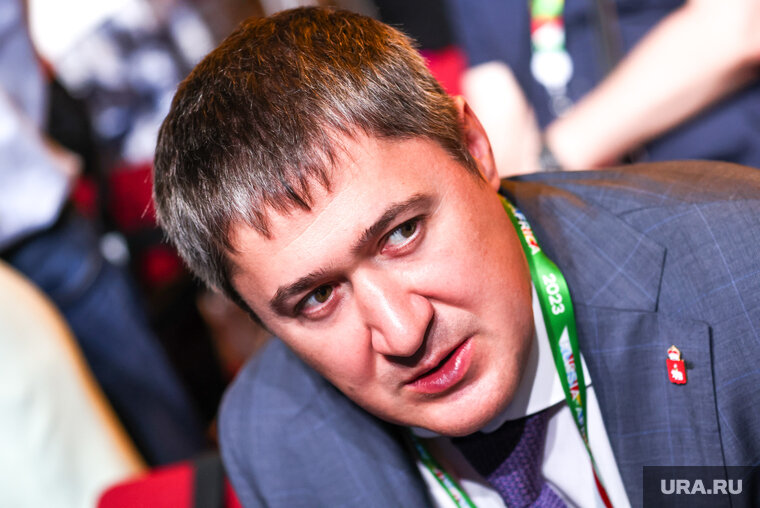    Дмитрий Махонин предложил на место главы КСП бывшего прокурора
