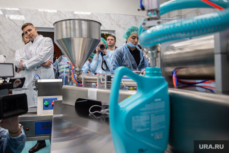    Свердловское производство получило больше 1,5 тысяч заявок на дистрибуцию косметики для животных