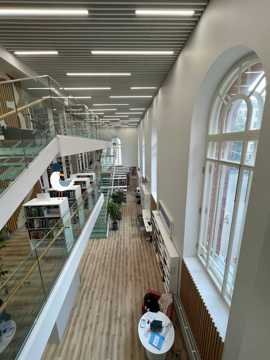 Библиотека имени Маяковского 