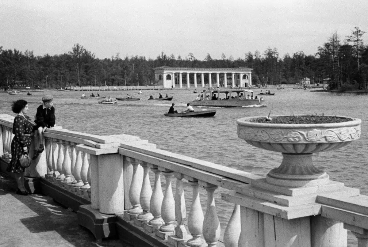 Отдых старый. Измайловский ПКИО им. Сталина. Измайловский парк 1930. Измайлово парк 1963. Измайловский парк 60-е годы.