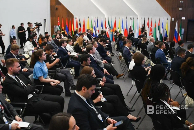 realnoevremya.ru/Максим Платонов (архив)