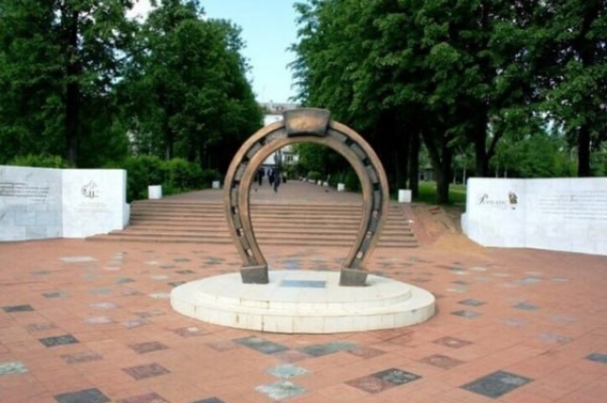    Власти Кирова ответили на возмущение из-за демонтажа «Подковы счастья»