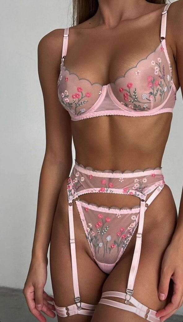 Бюстгальтеры