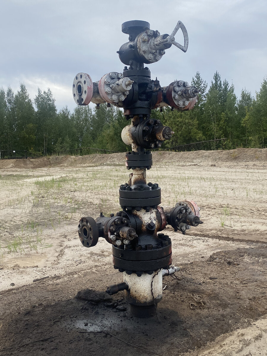 Бездействующая скважина с нарушениями.