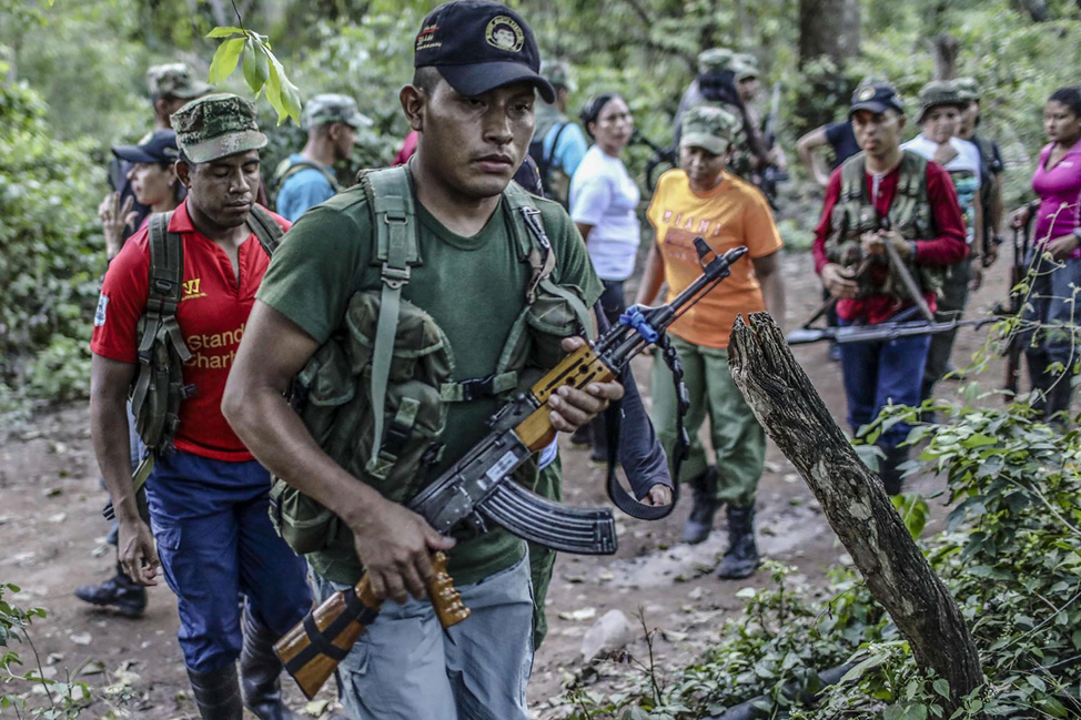 Герилья это. Фарк Партизаны Колумбии. Революционные вооружённые силы Колумбии (FARC). Колумбия повстанцы ELN. ELN FARC Венесуэла.
