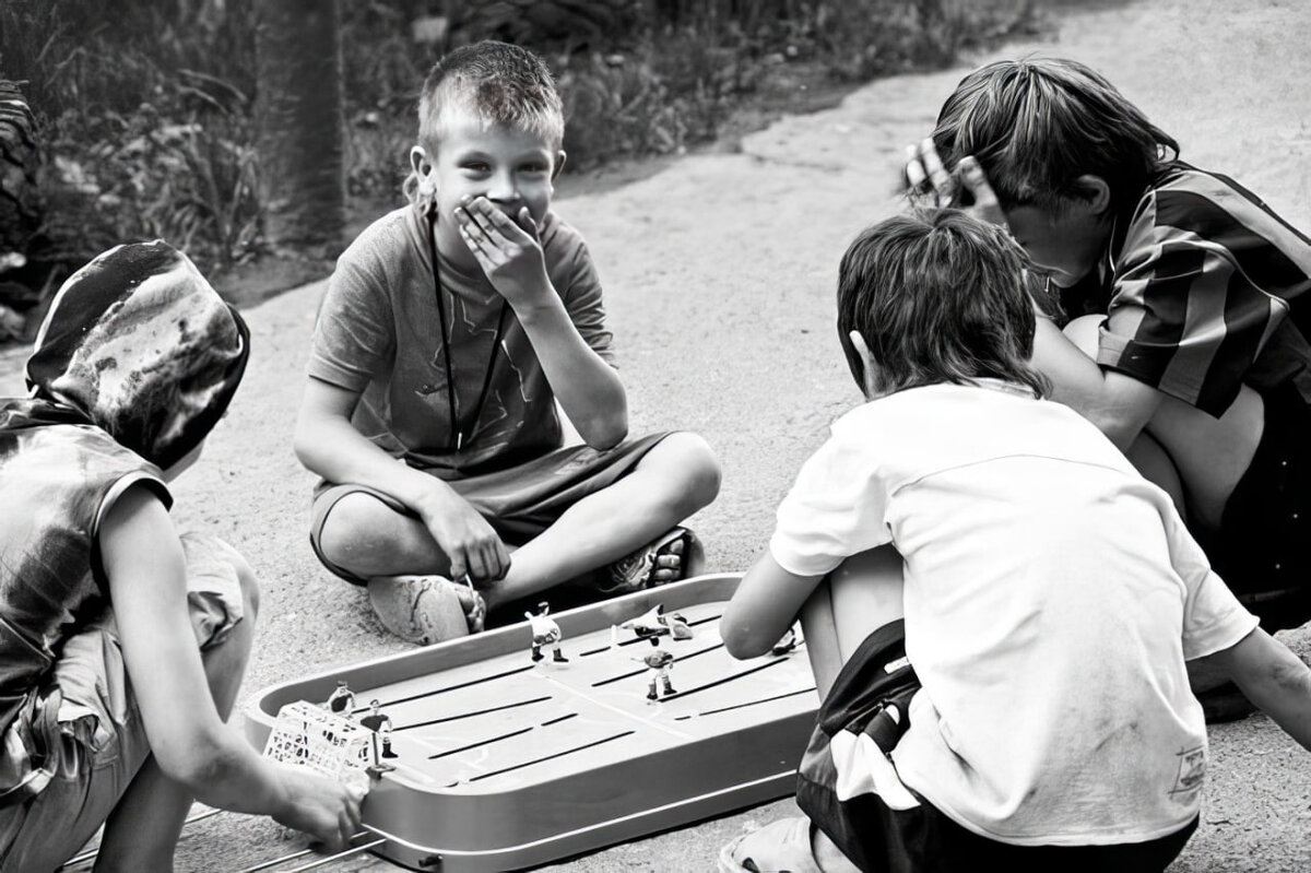 Игры 70 х. Игры детства. Советское детство. Фотографии из детства. Советские дети во дворе.