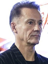    Олег Меньшиков