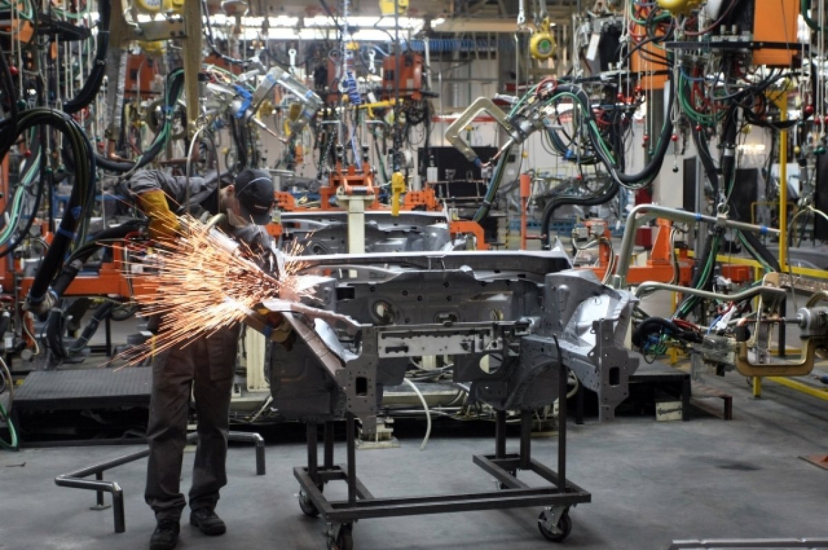    Бывший автозавод Nissan в Санкт-Петербурге запустят в 2024 году