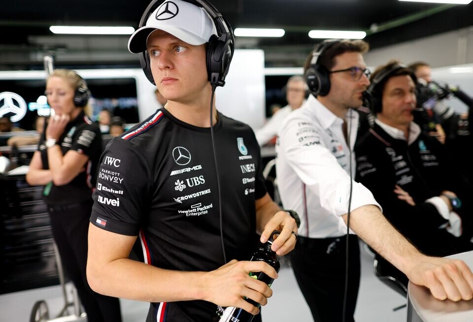    «Мне нравится запах бензина». Мик Шумахер признался, что ему не нравится Формула ELAT Images / Mercedes