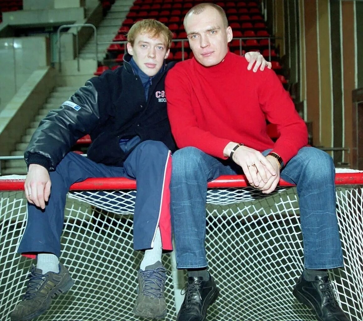 МОЗЯКИН И РАЗИН В ЮНОСТИ. 