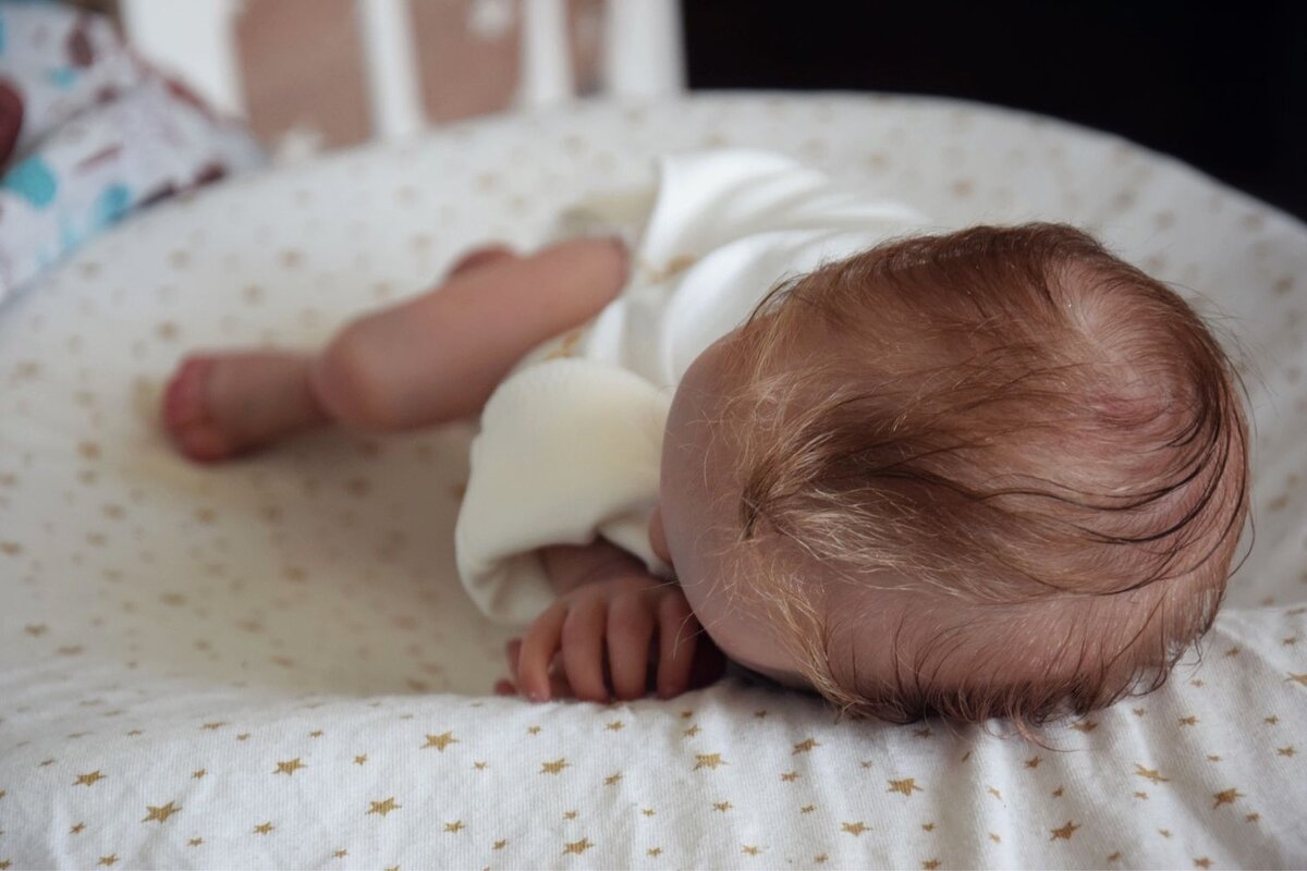 Что такое родничок у новорожденных?