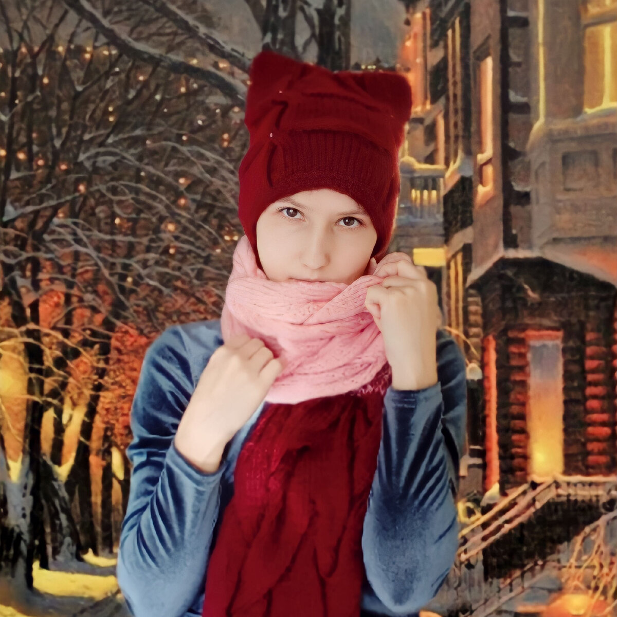 Шапка вяжется очень легко и просто. Техника лицевая гладь, изнаночная гладь и косы. Просто шик !!!