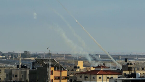    В ХАМАС заявили о ракетном обстреле Тель-Авива Андрей Бурков