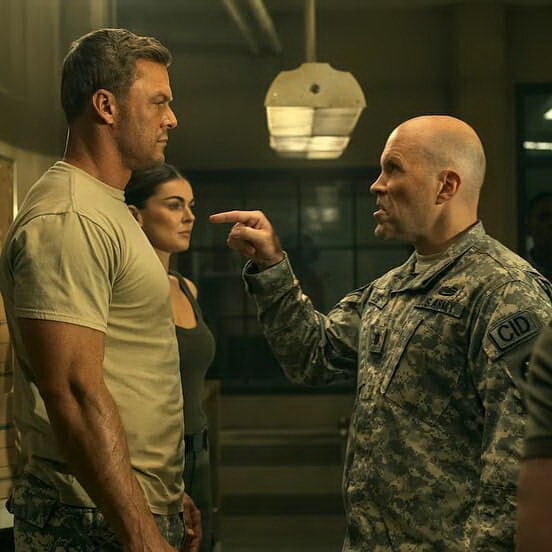     Джек Ричер воссоединяется с боевыми товарищами в трейлере второго сезона