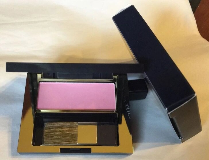 Estee Lauder Pure Color Envy Sculpting blush. Pure Color Envy blush 210 Estee Lauder. Estee Lauder румяна 210 Pink. Румяна Pure Color Envy 210 Estee Lauder.