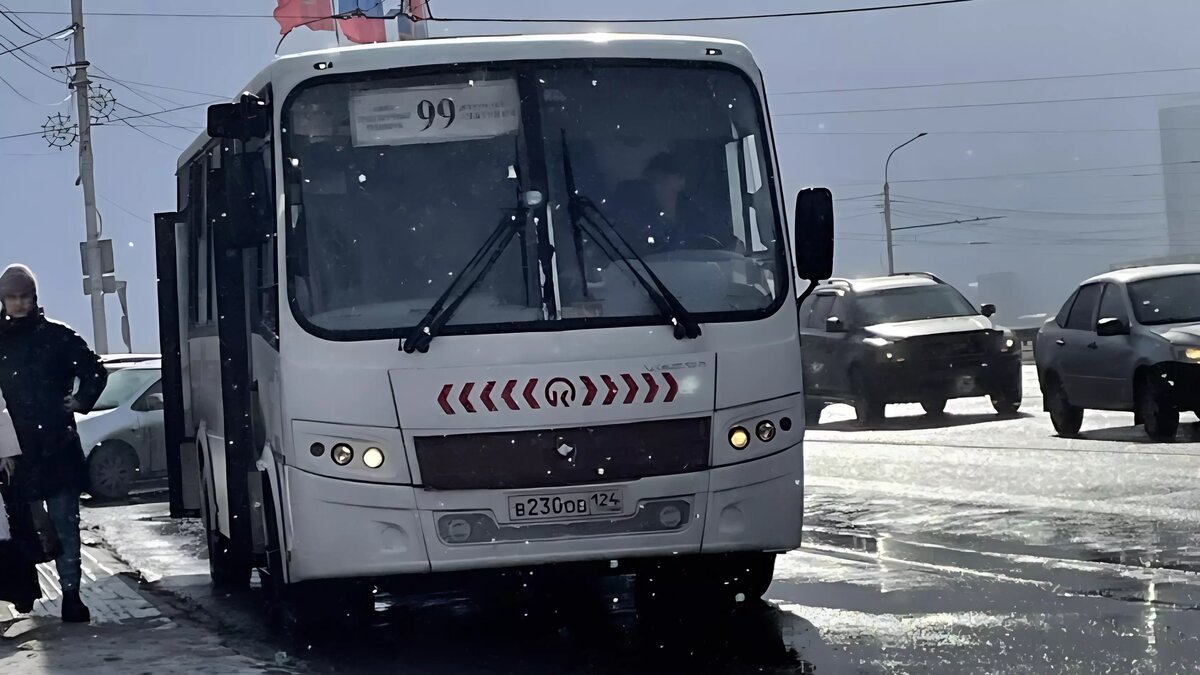     Из-за ремонта теплосети в центре Красноярска изменили схему движения автобуса № 99 и закрыли часть улицы Кирова.