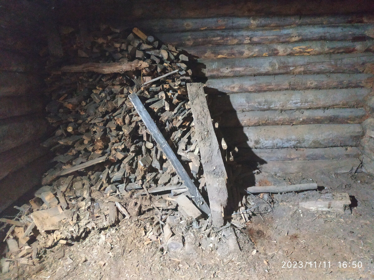 сарай внутри