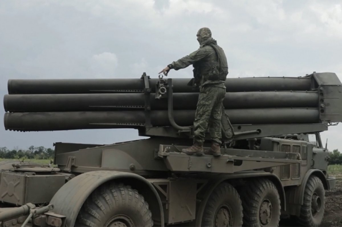    «Ураган» разнес украинскую оборону.