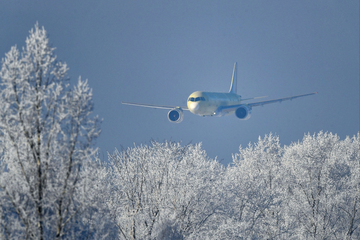 Куда улететь зимой. МС-21-310. МС-21 Пд-14. МС-21-300/310. Самолёт МС-21-310.